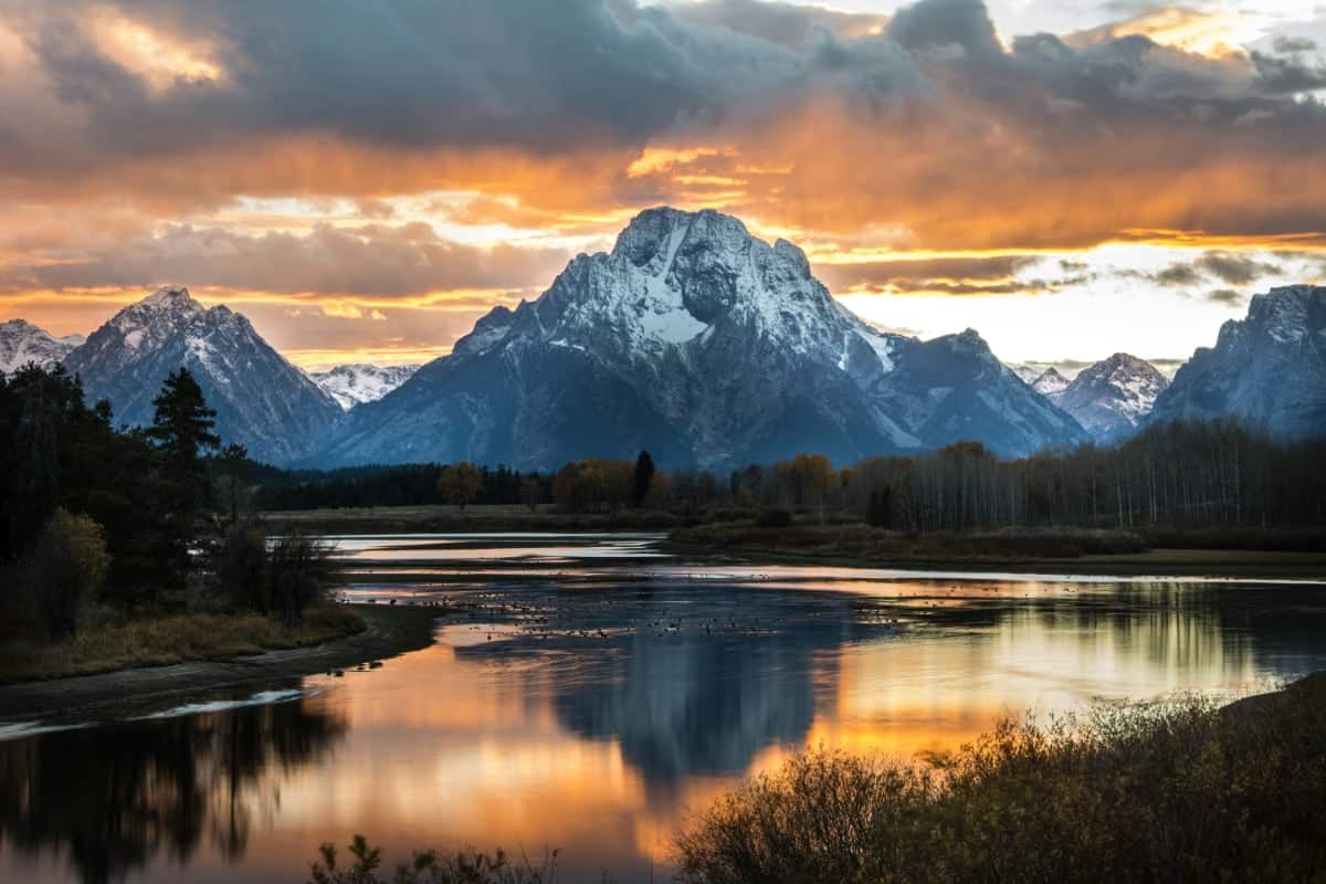 Sunset over the Grand Teton mountains in the National Parks.